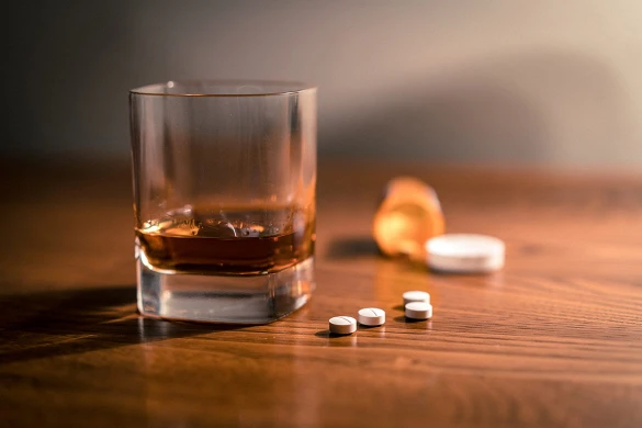alcohol con pastillas
