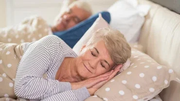 tercera edad durmiendo